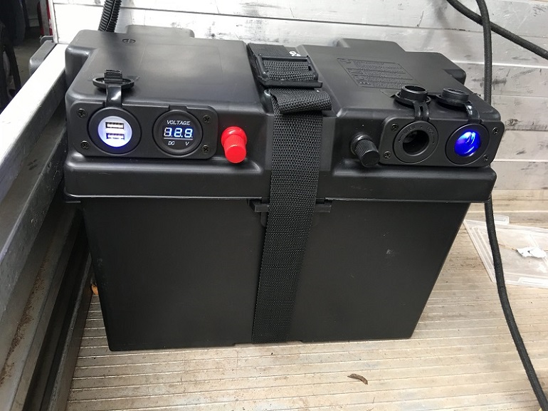 travel trailer dual battery box 2