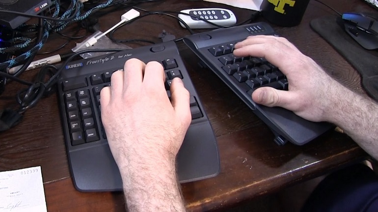kinesis ergonomic keyboard