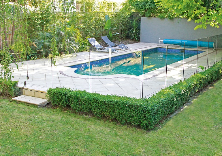 Pool-Glass-Fence 