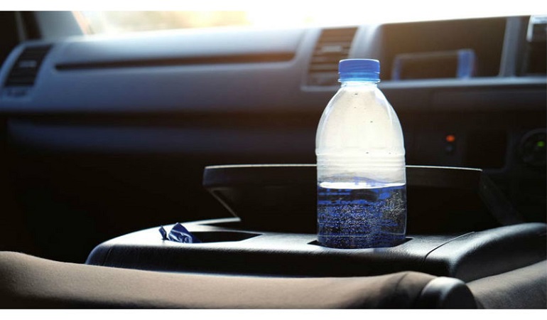 water bottles in car