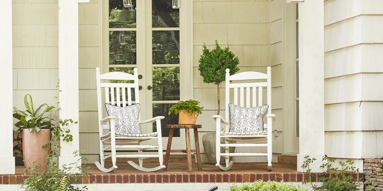 Rocking-Chair-oudoors