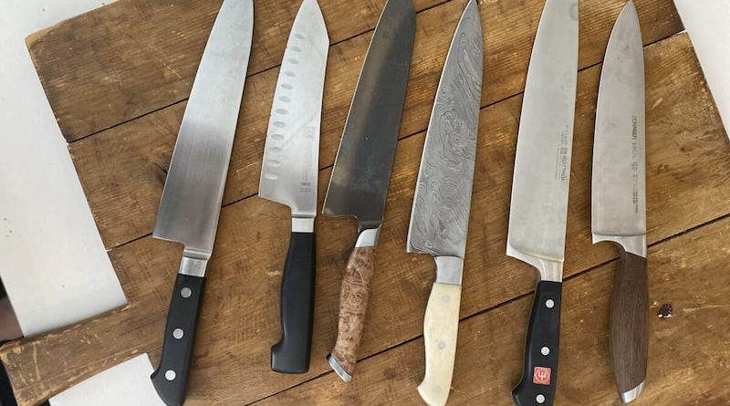 https://www.bluekoala.com.au/wp-content/uploads/2023/05/kitchen-knives-800x445.jpg